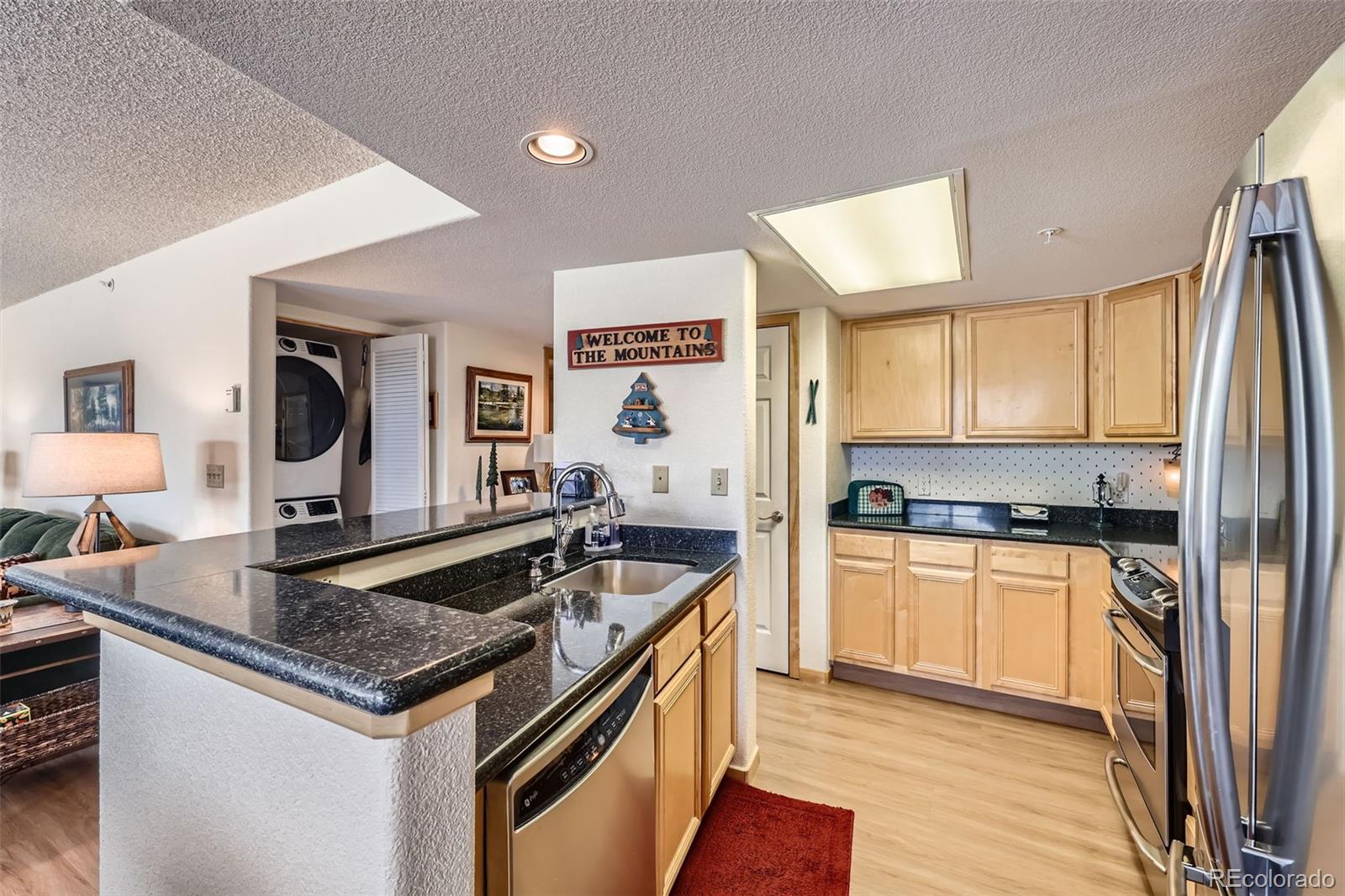 MLS Image #5 for 980  lakepoint drive,frisco, Colorado