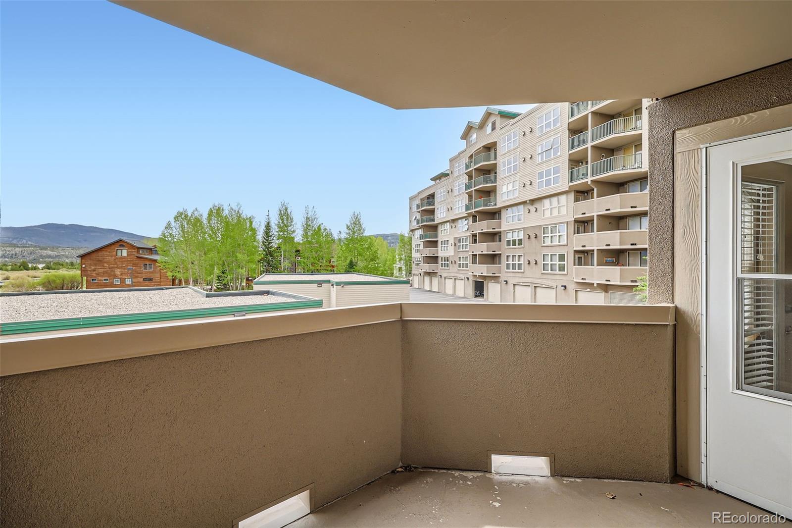 MLS Image #9 for 980  lakepoint drive,frisco, Colorado