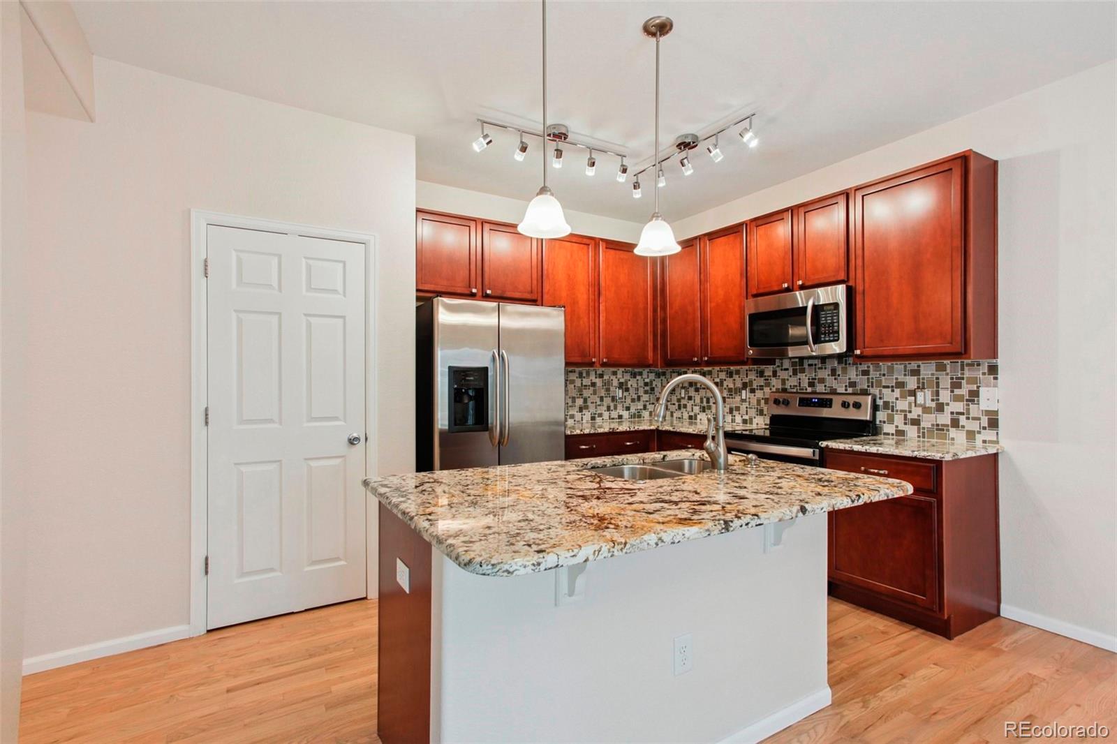 MLS Image #4 for 12944  grant circle,thornton, Colorado