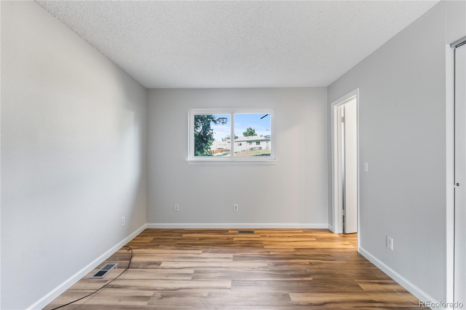 MLS Image #11 for 2452 s kittredge way,aurora, Colorado