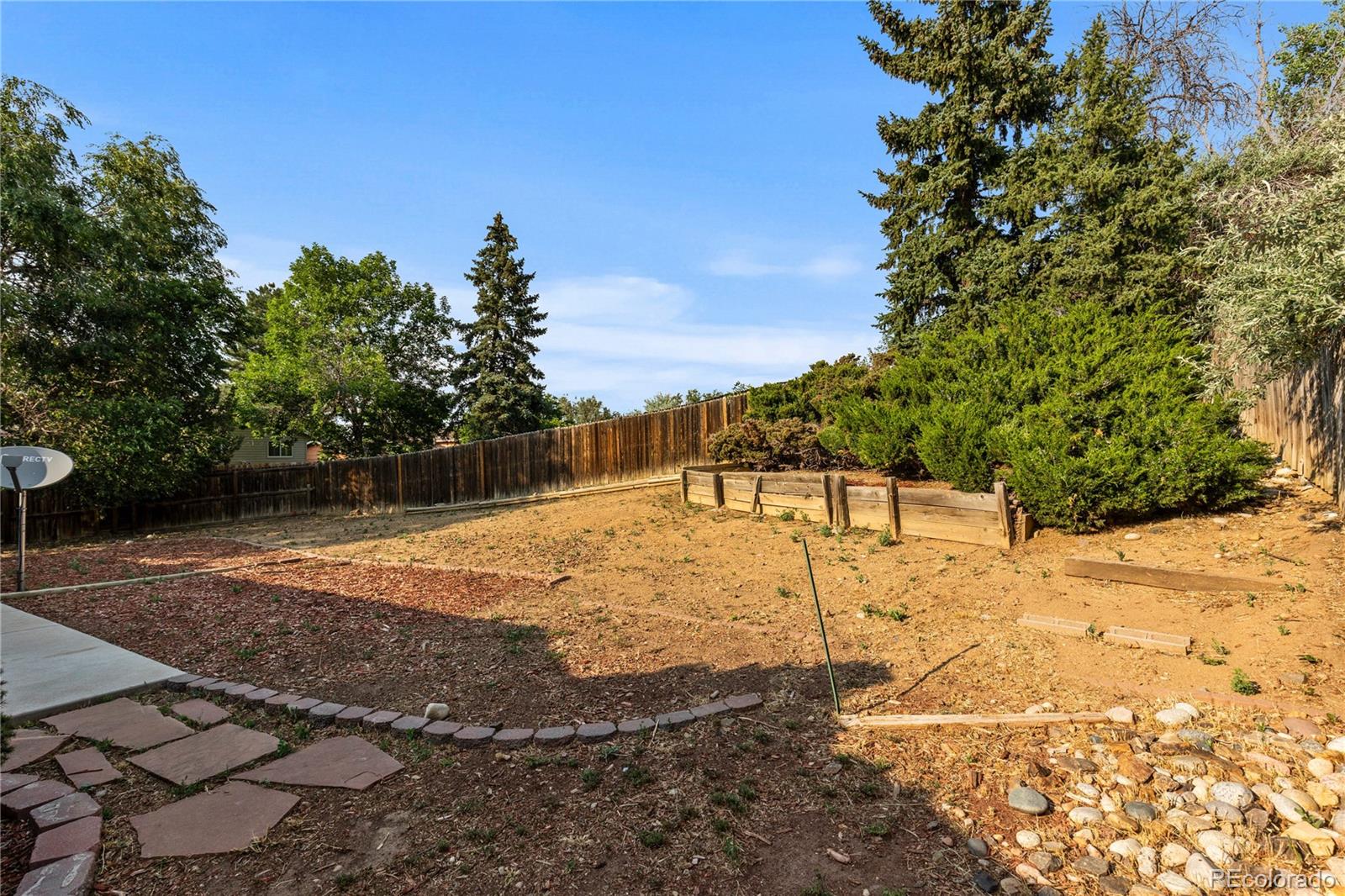 MLS Image #15 for 2452 s kittredge way,aurora, Colorado