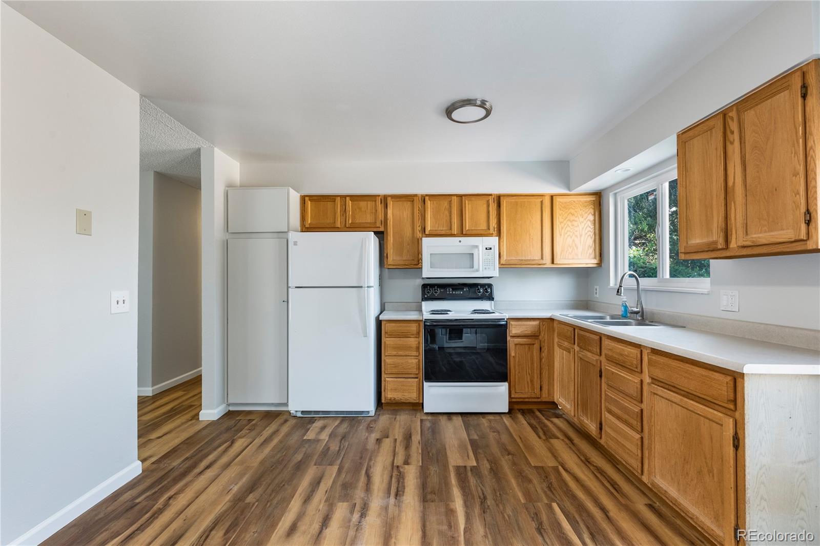 MLS Image #5 for 2452 s kittredge way,aurora, Colorado
