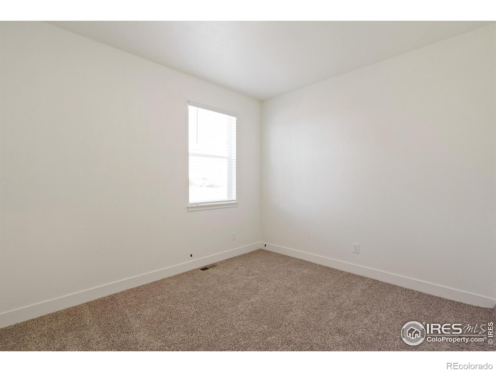 MLS Image #15 for 4868  lynxes way,johnstown, Colorado