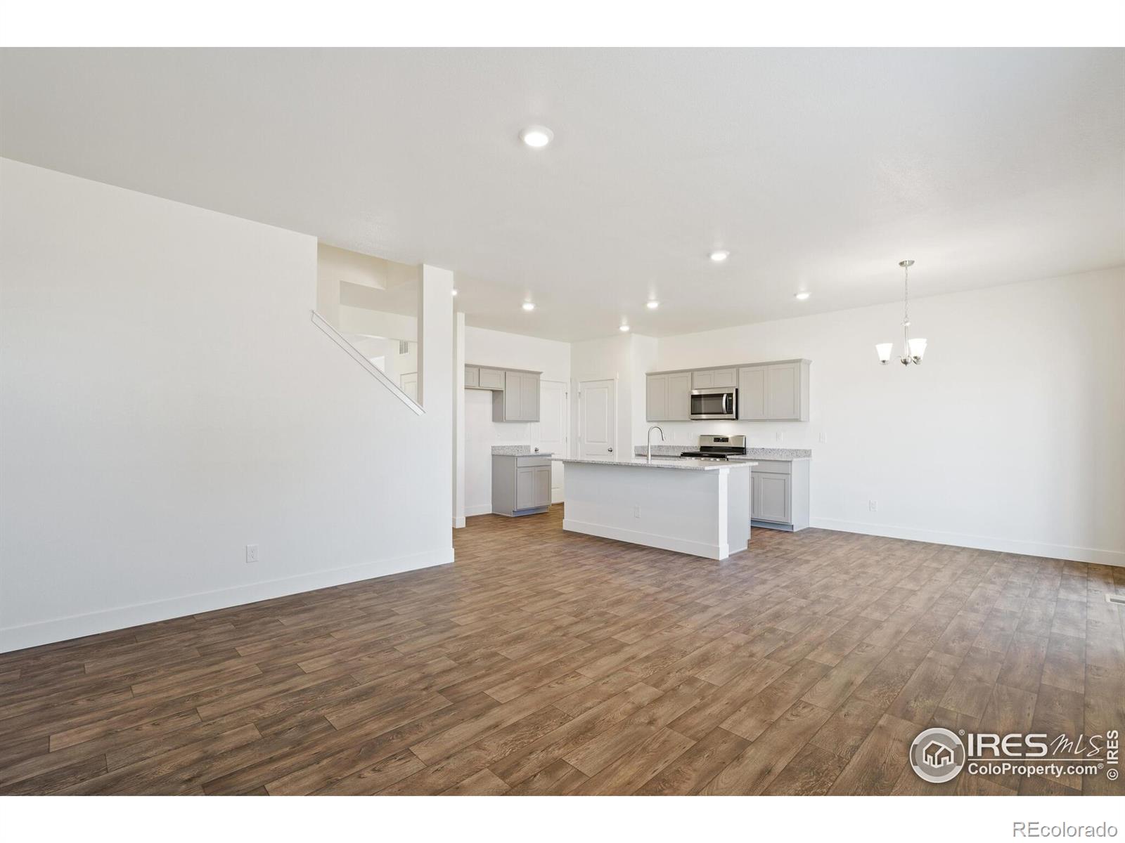 MLS Image #4 for 4868  lynxes way,johnstown, Colorado