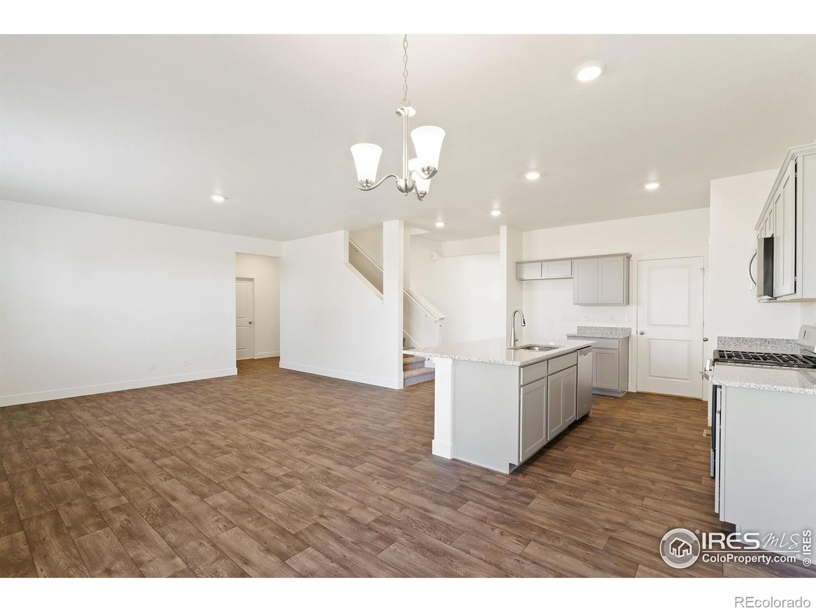 MLS Image #5 for 4868  lynxes way,johnstown, Colorado