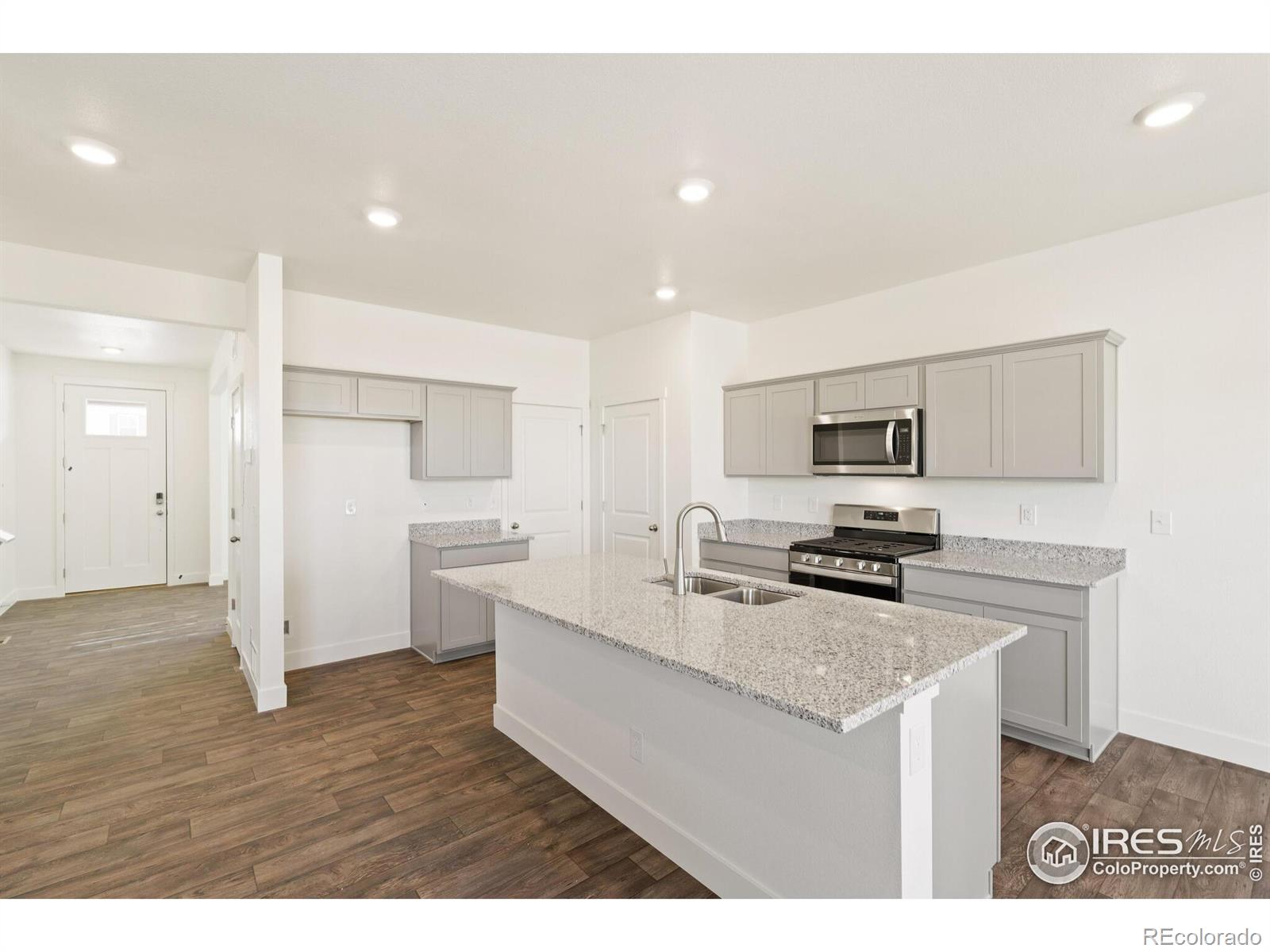 MLS Image #7 for 4868  lynxes way,johnstown, Colorado