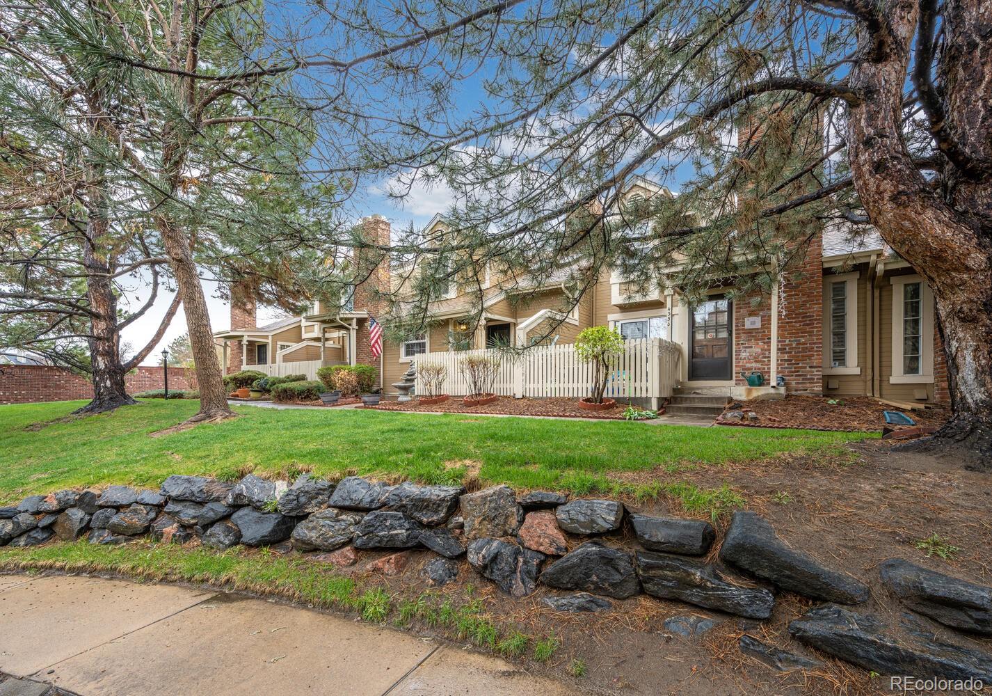 MLS Image #2 for 4356 s blackhawk way,aurora, Colorado