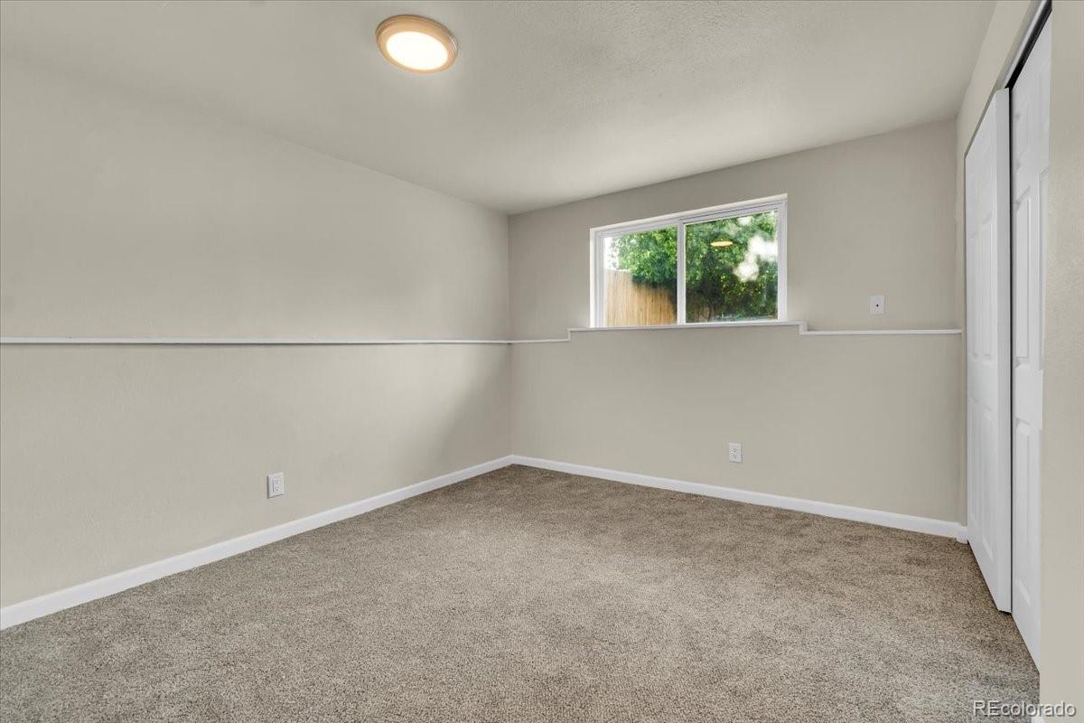 MLS Image #11 for 9725  elizabeth street,thornton, Colorado