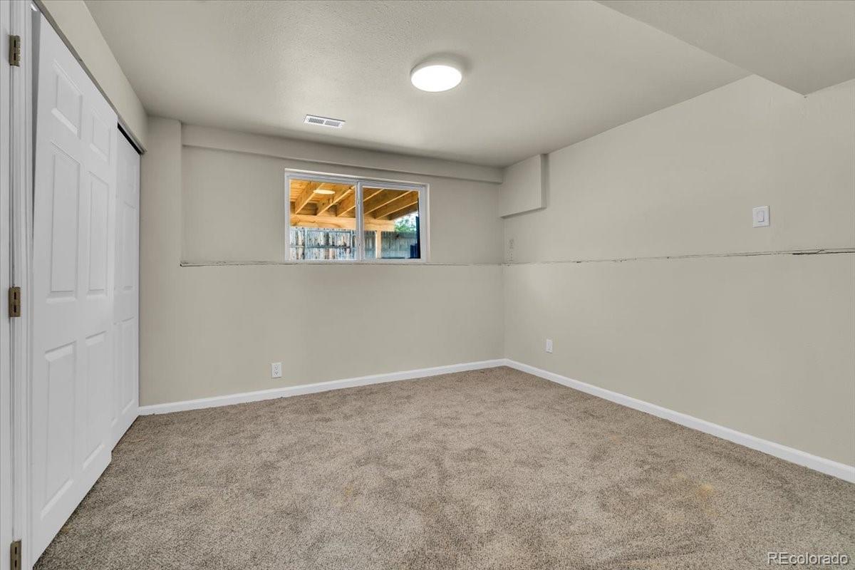 MLS Image #12 for 9725  elizabeth street,thornton, Colorado