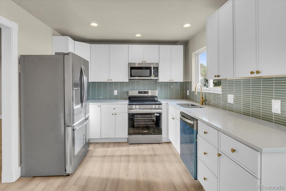 MLS Image #3 for 9725  elizabeth street,thornton, Colorado
