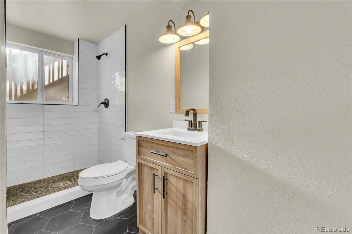 MLS Image #9 for 9725  elizabeth street,thornton, Colorado