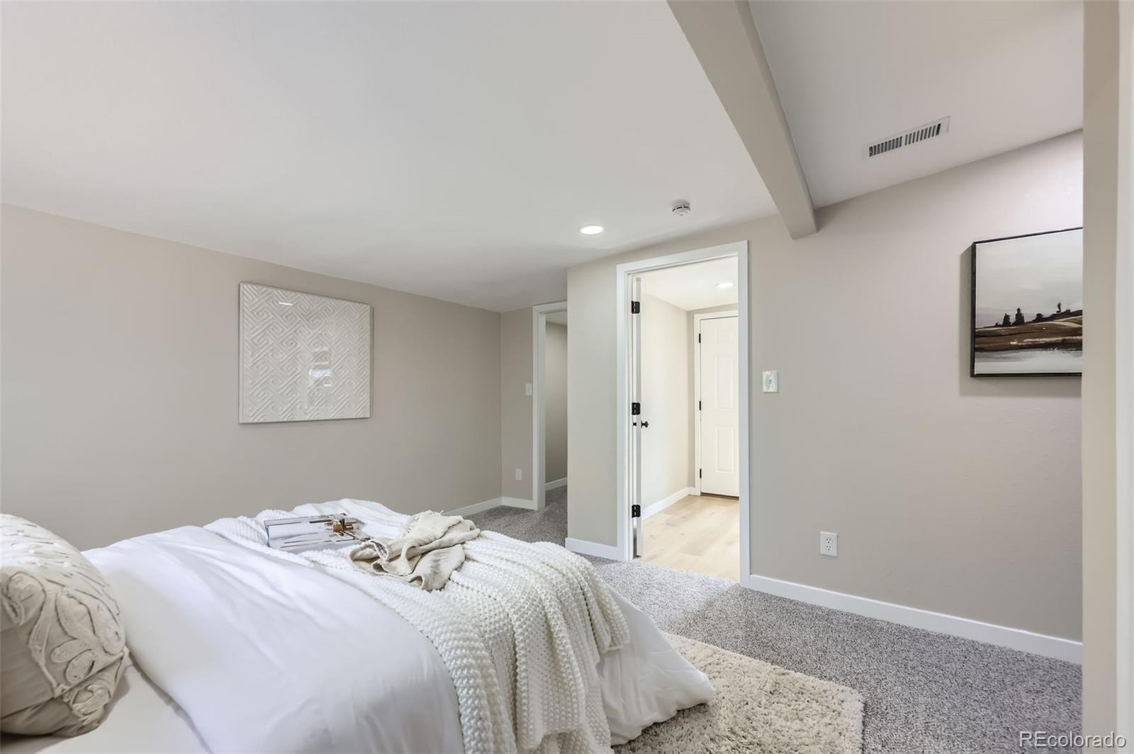 MLS Image #9 for 1750 s zuni street,denver, Colorado