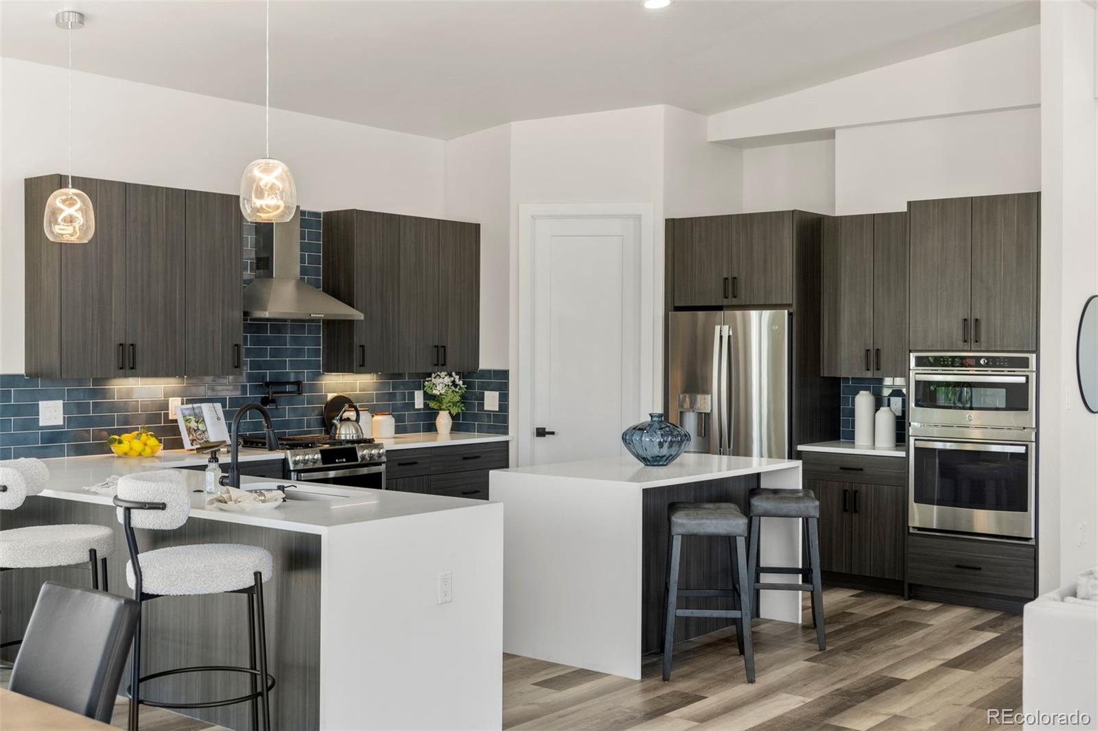 MLS Image #7 for 587 e paradise drive,pueblo west, Colorado