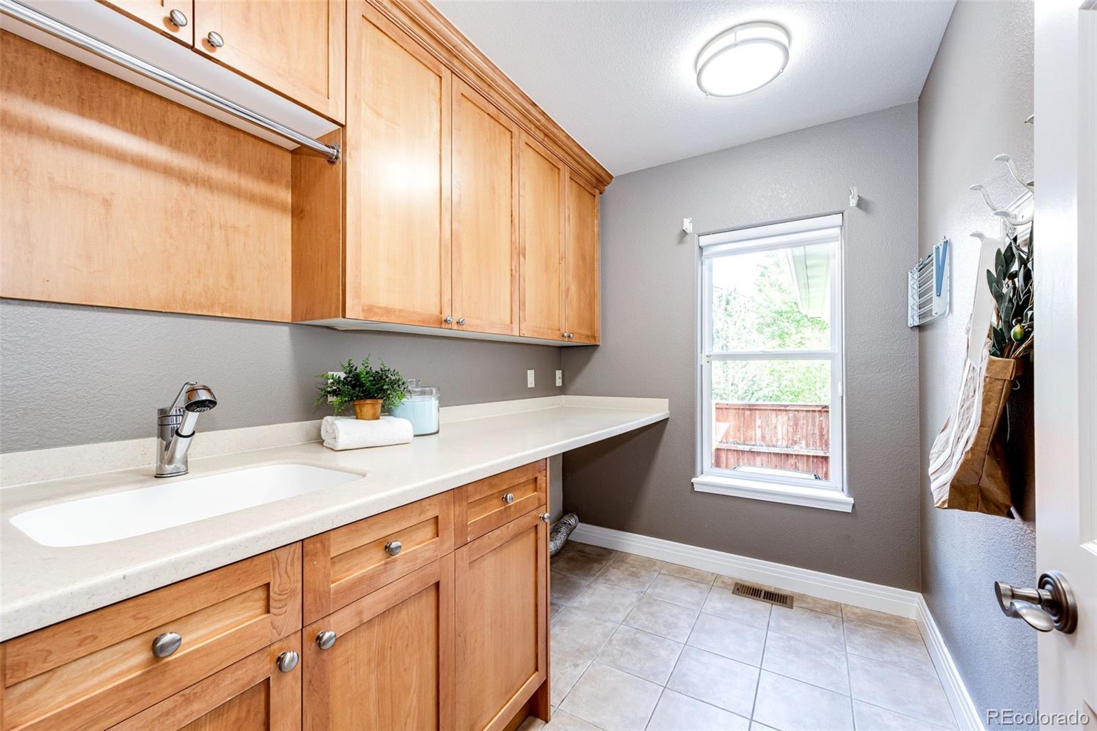 MLS Image #24 for 9515 s shadow hill circle,lone tree, Colorado