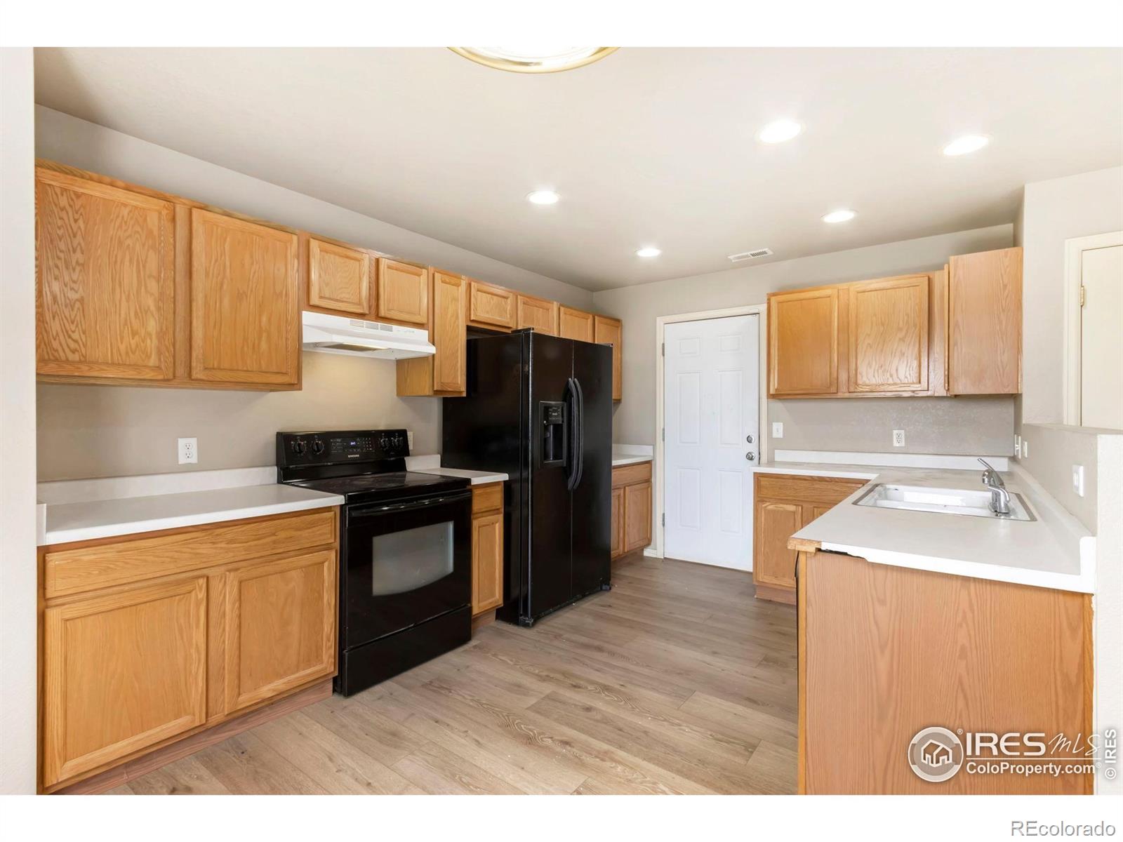 MLS Image #16 for 3902  celtic lane,fort collins, Colorado
