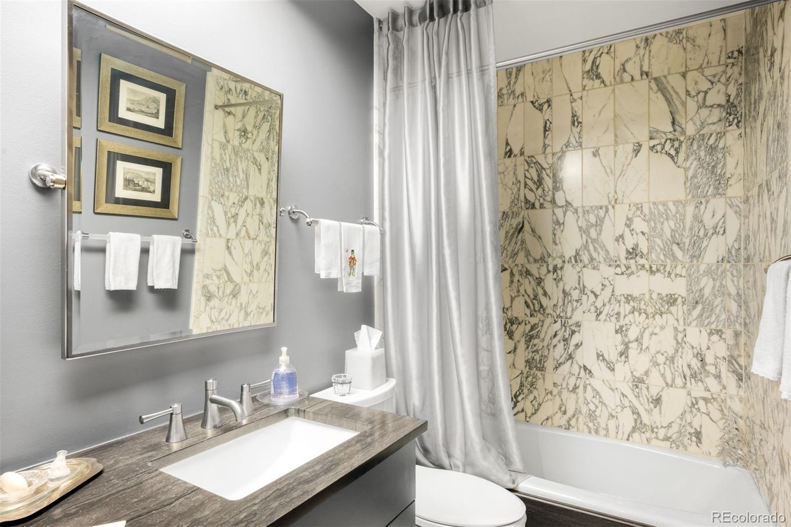 MLS Image #17 for 2800 s university boulevard,denver, Colorado