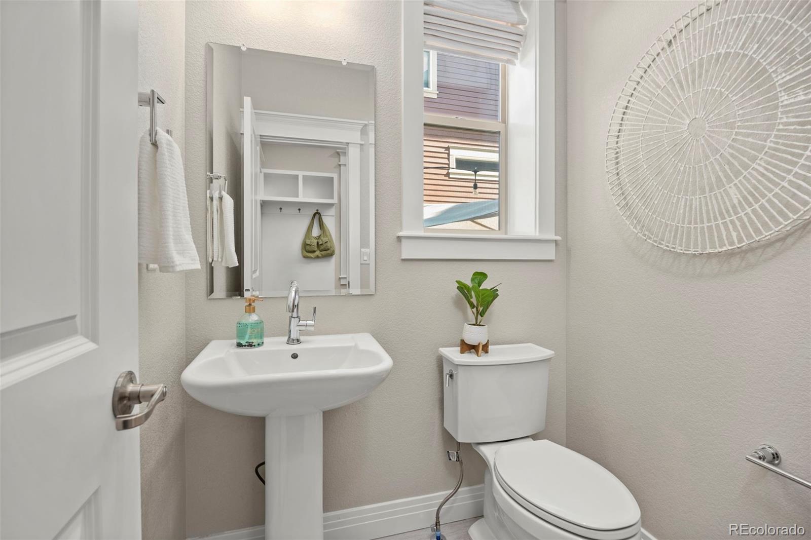 MLS Image #13 for 2567  kingston street,aurora, Colorado