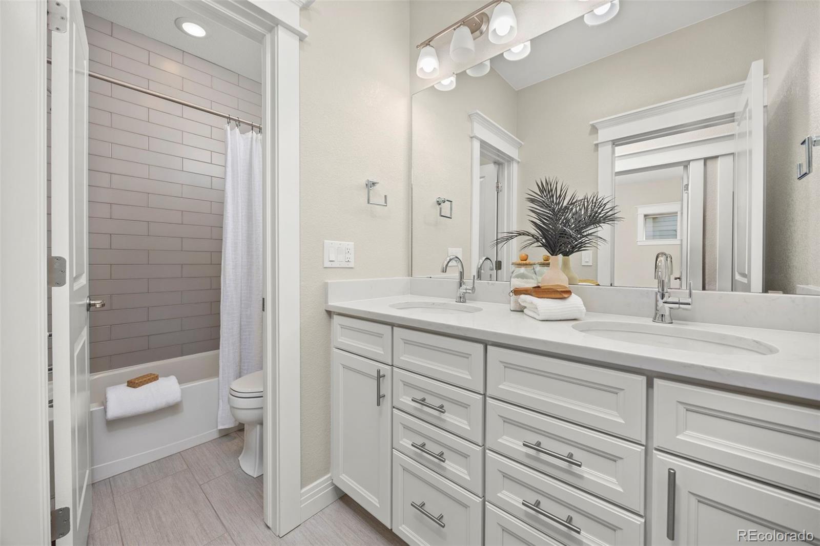 MLS Image #20 for 2567  kingston street,aurora, Colorado