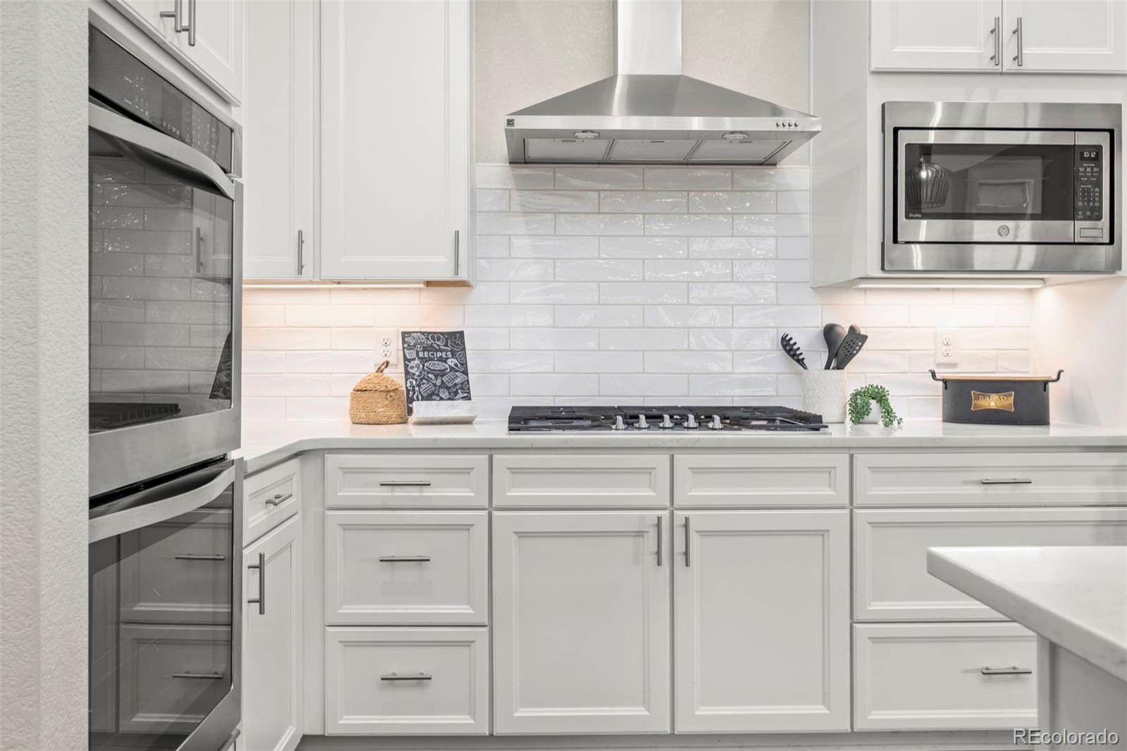 MLS Image #8 for 2567  kingston street,aurora, Colorado