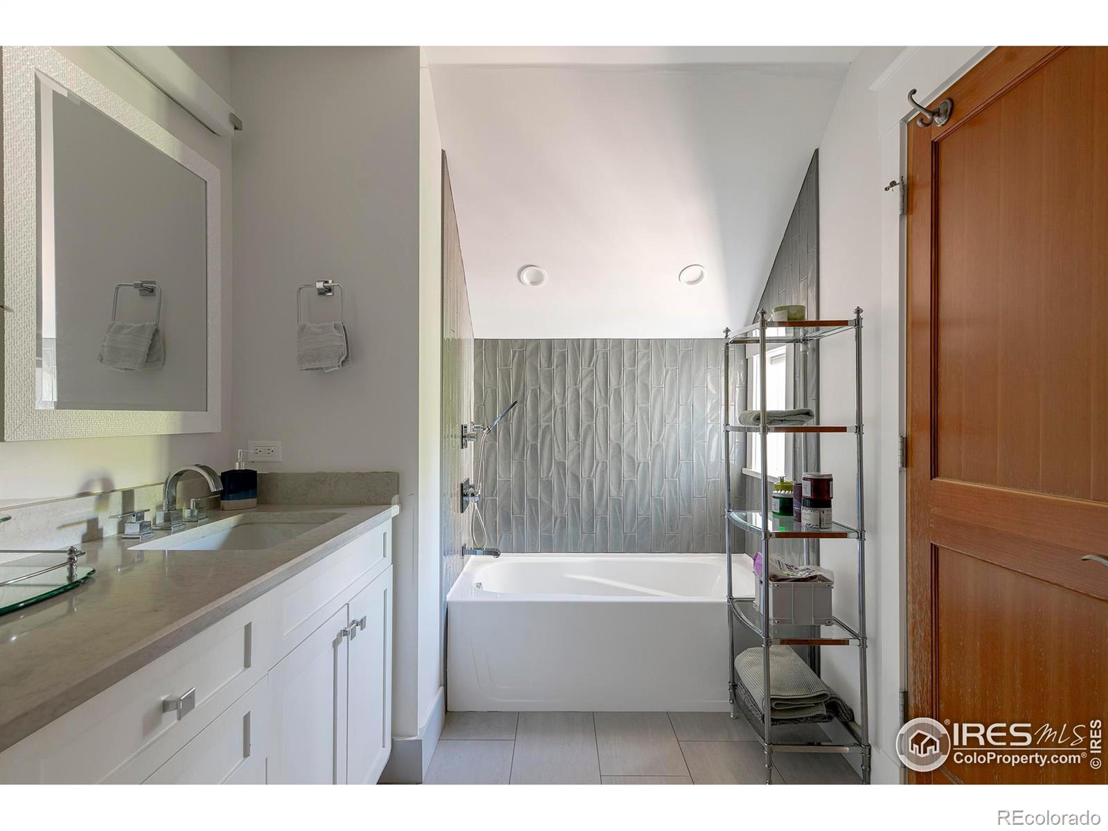 MLS Image #16 for 901  terrace circle,boulder, Colorado