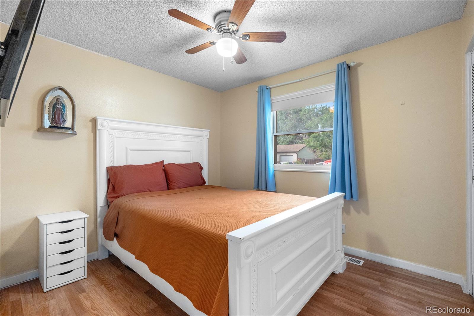 MLS Image #14 for 5563  blackhawk way,denver, Colorado