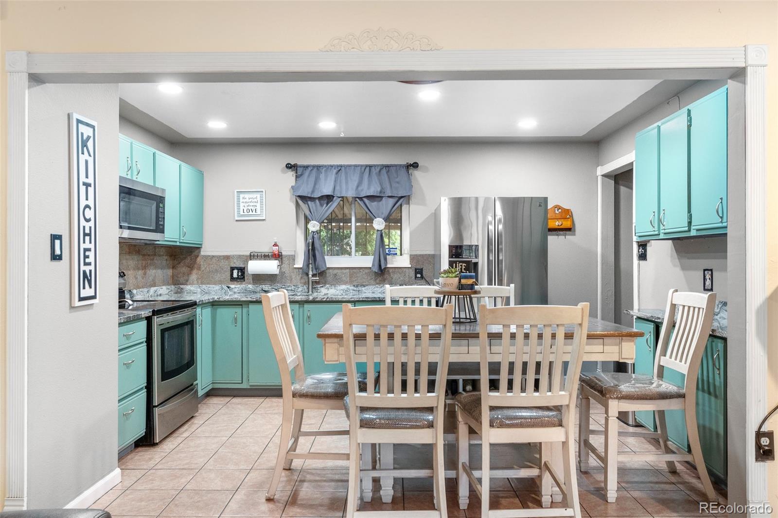 MLS Image #4 for 5563  blackhawk way,denver, Colorado