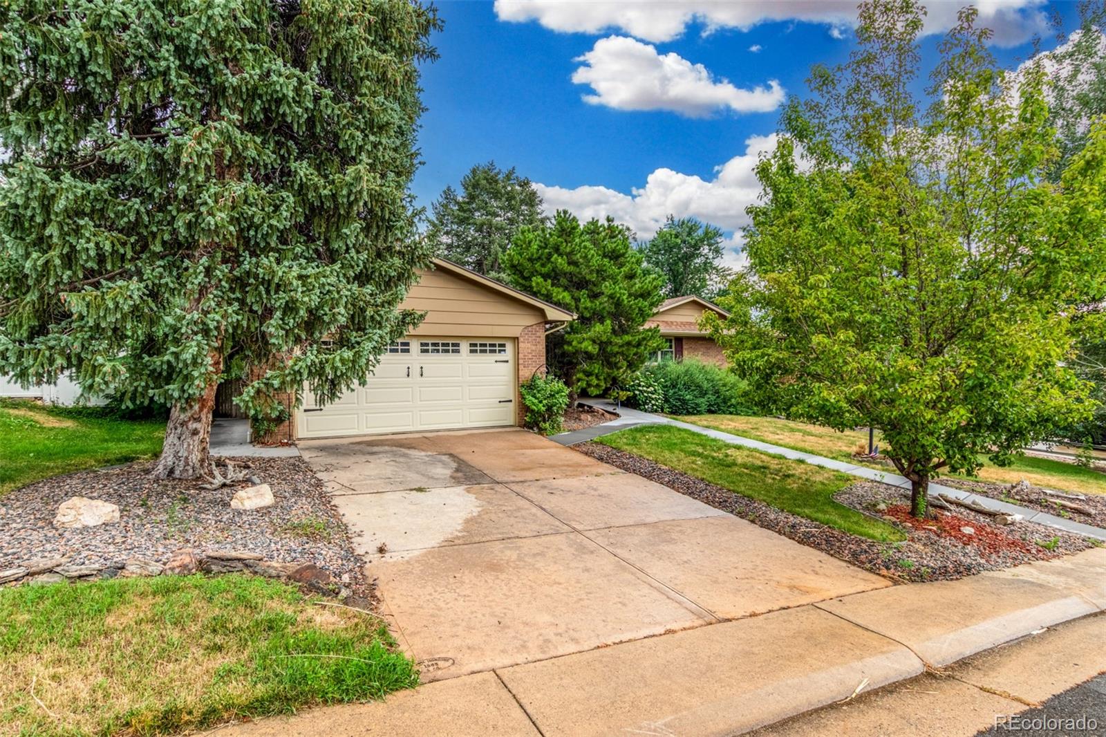 MLS Image #2 for 2718 s kendall way,denver, Colorado