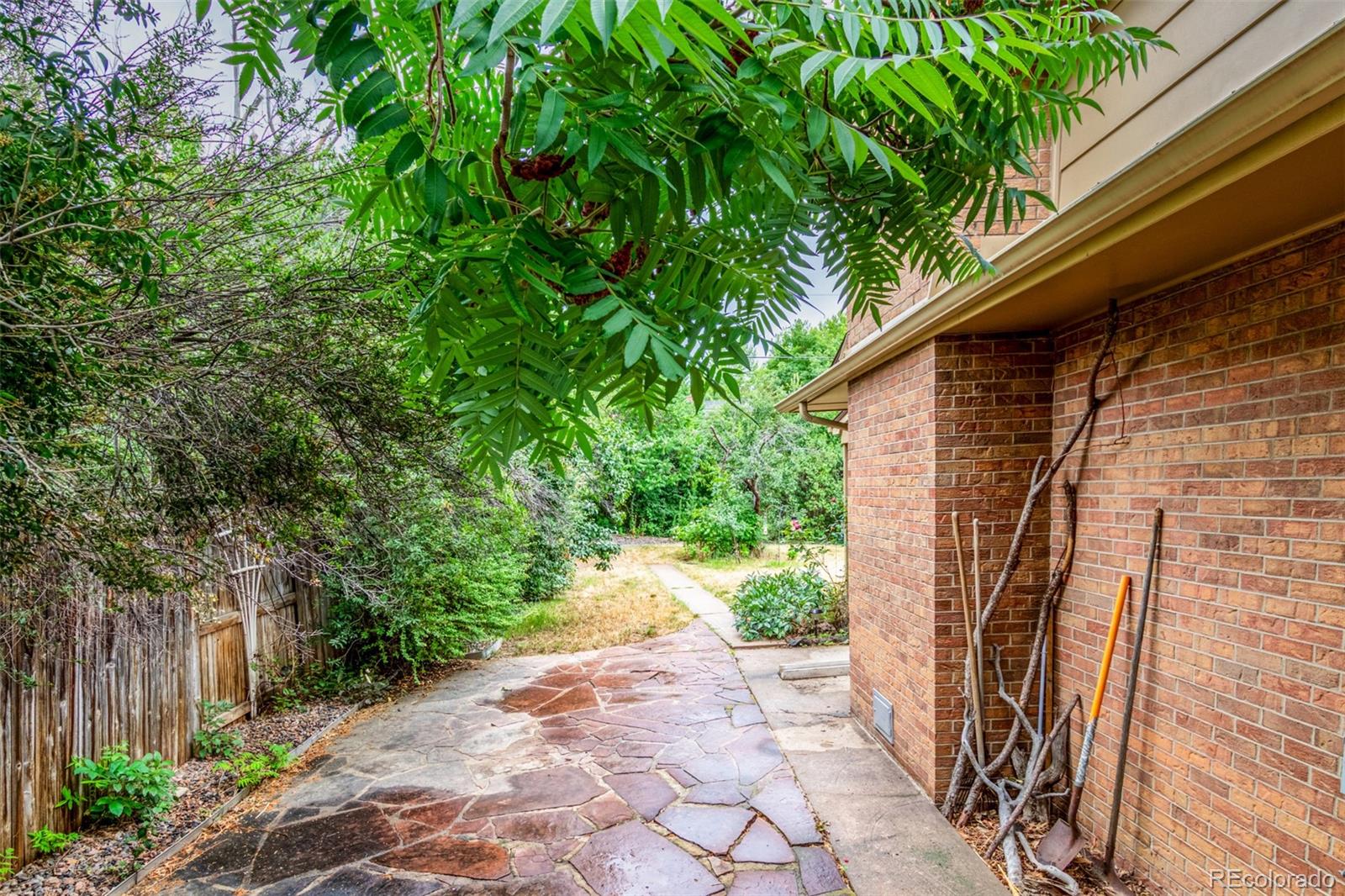 MLS Image #37 for 2718 s kendall way,denver, Colorado