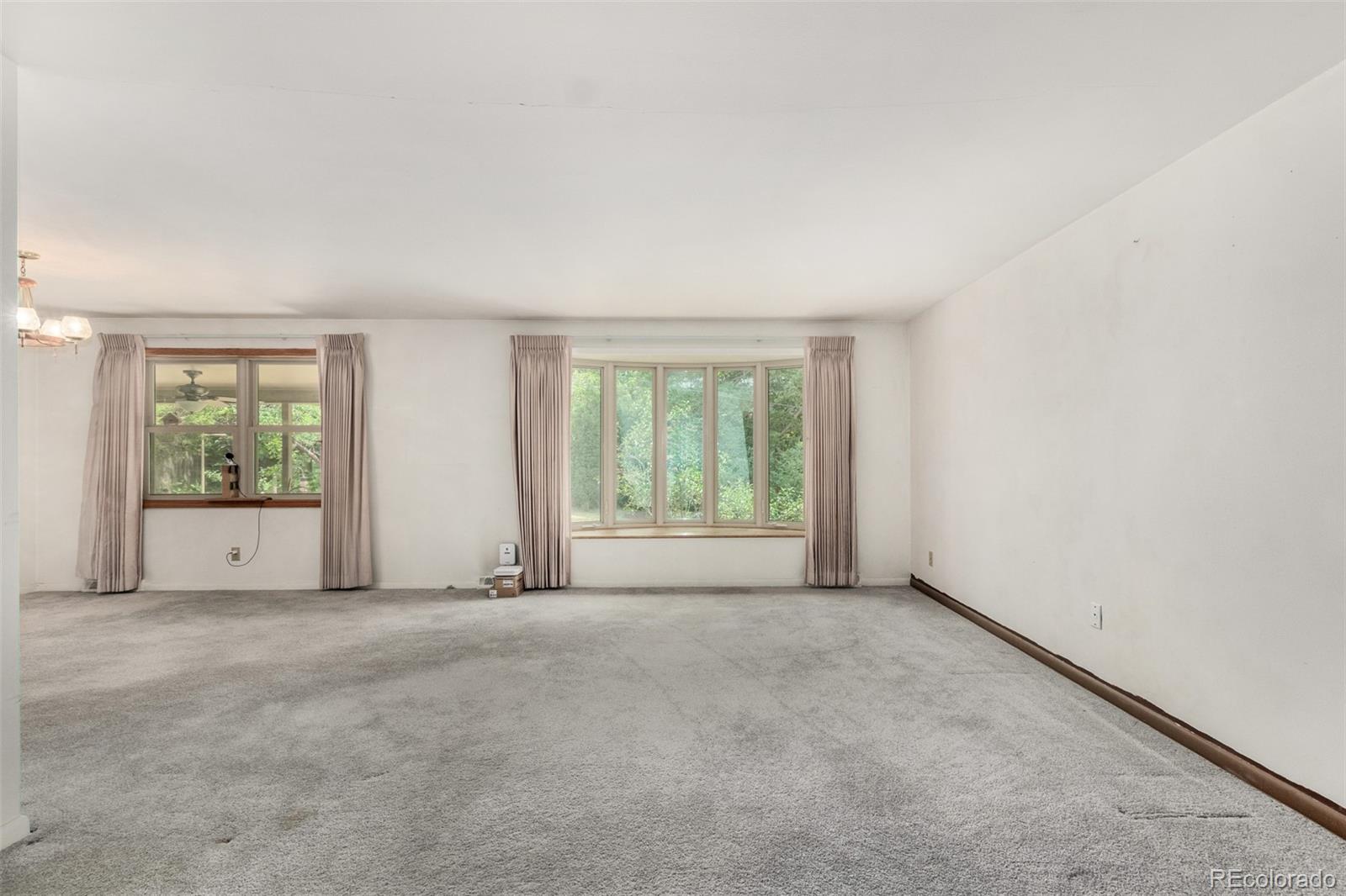 MLS Image #9 for 2718 s kendall way,denver, Colorado