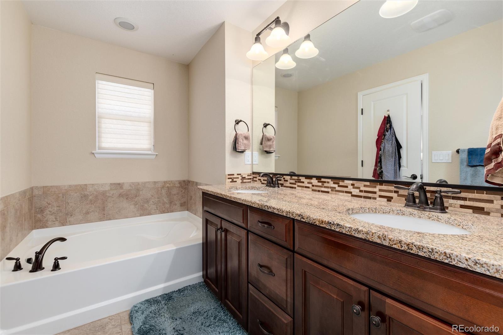 MLS Image #31 for 8186 e 53rd drive,denver, Colorado