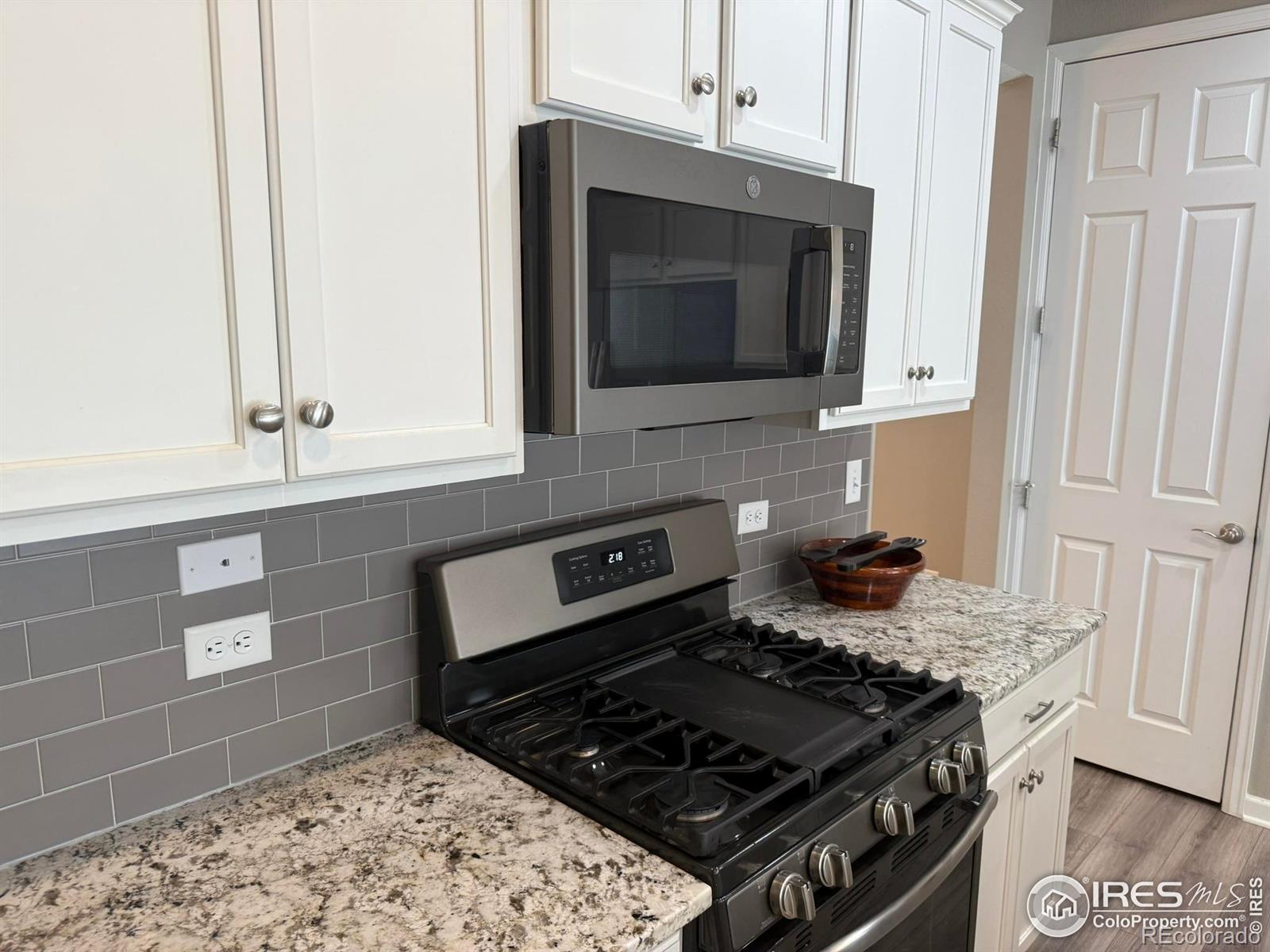 MLS Image #15 for 5536  bexley drive,windsor, Colorado