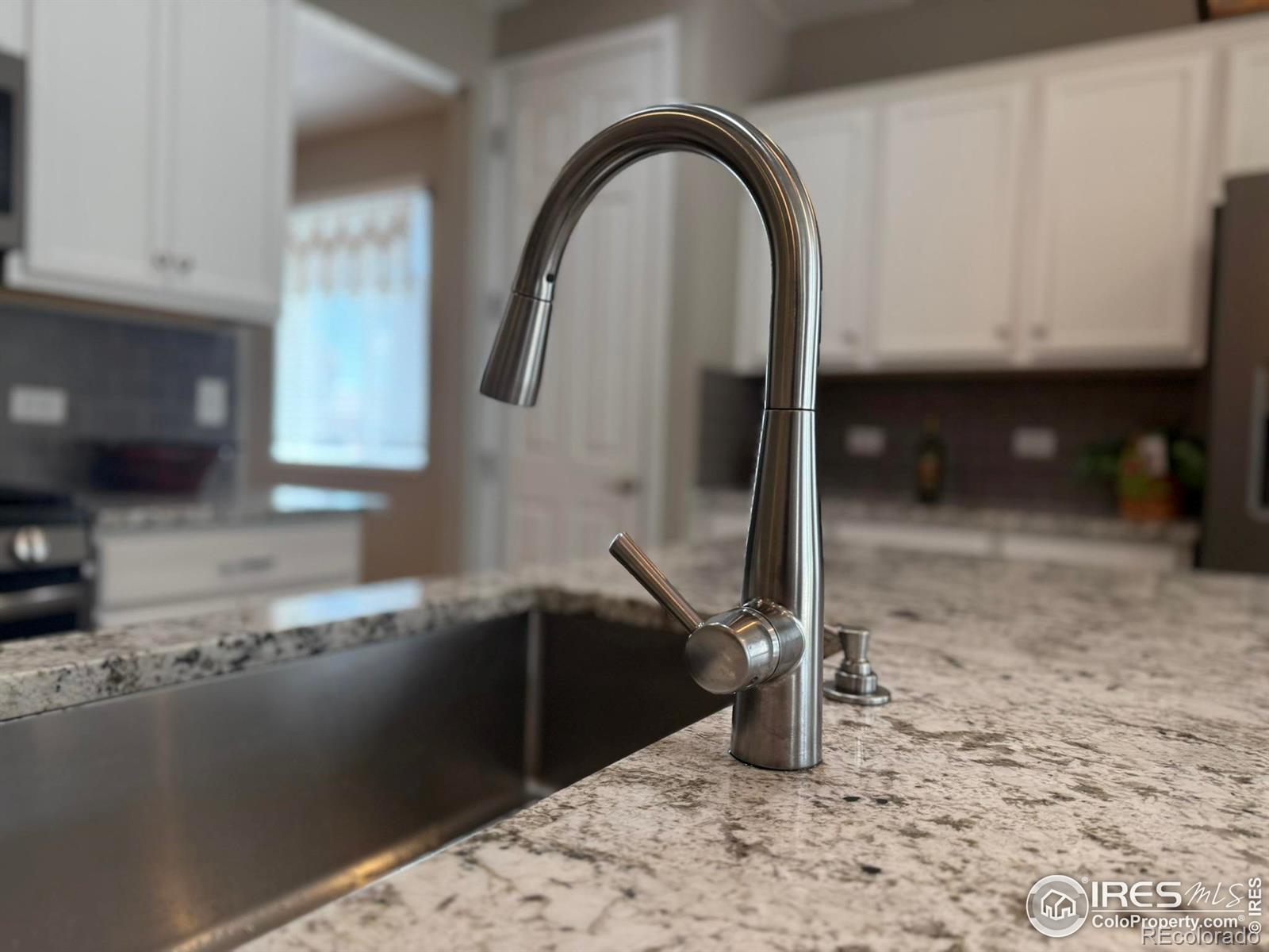 MLS Image #18 for 5536  bexley drive,windsor, Colorado