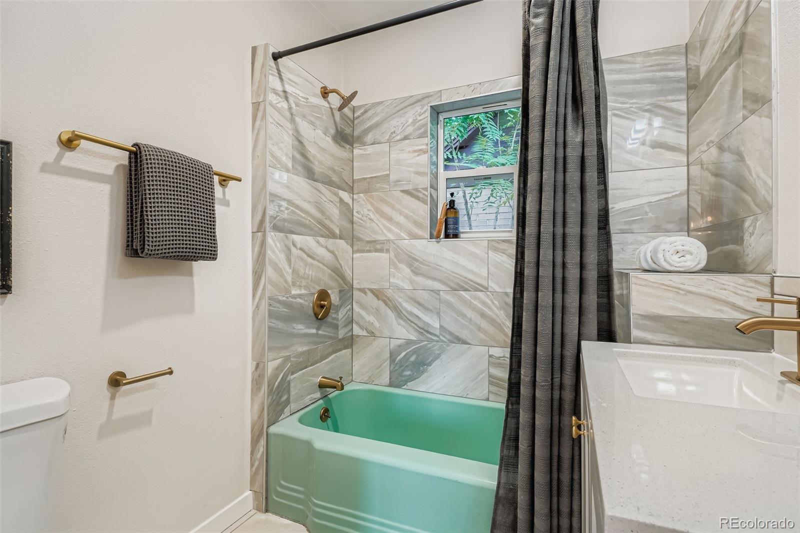 MLS Image #13 for 2558 n gilpin street,denver, Colorado