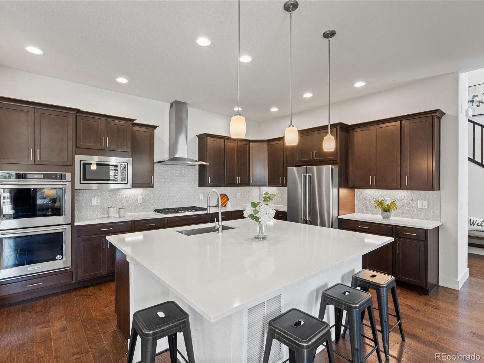 MLS Image #10 for 10235 e 59th avenue,denver, Colorado