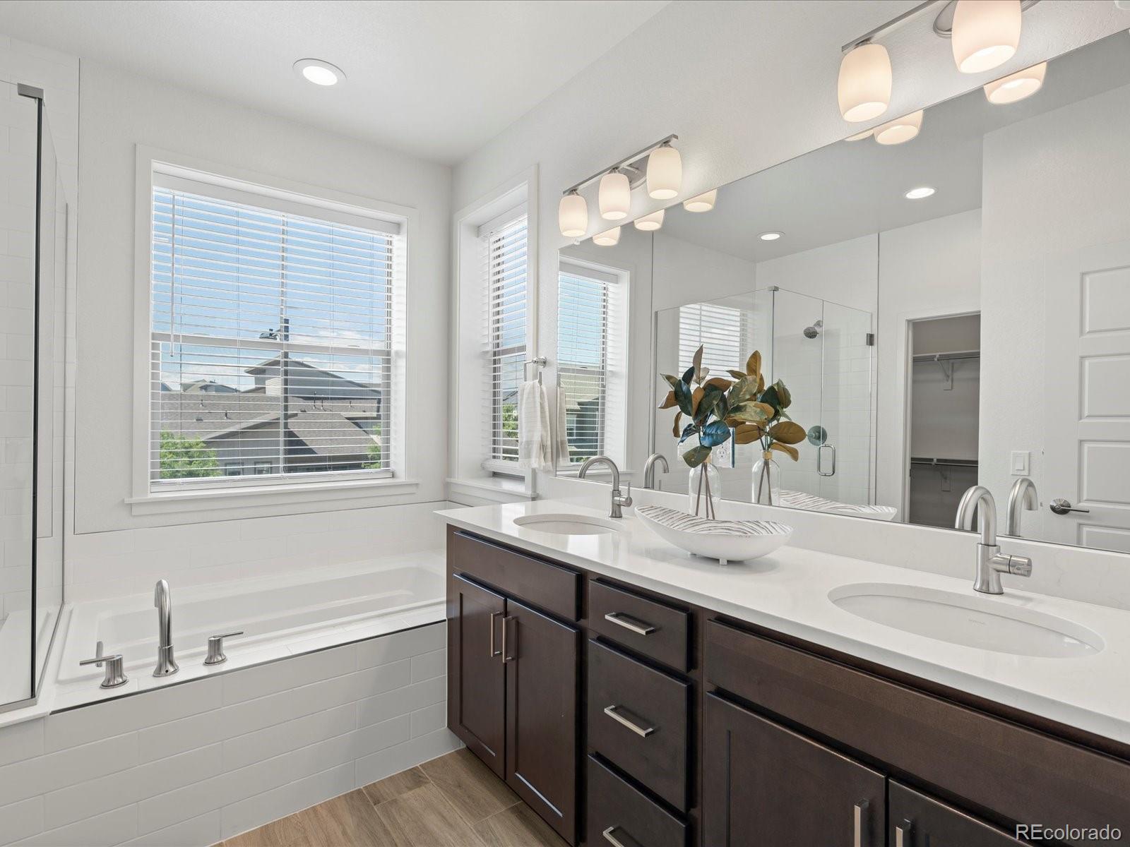 MLS Image #27 for 10235 e 59th avenue,denver, Colorado