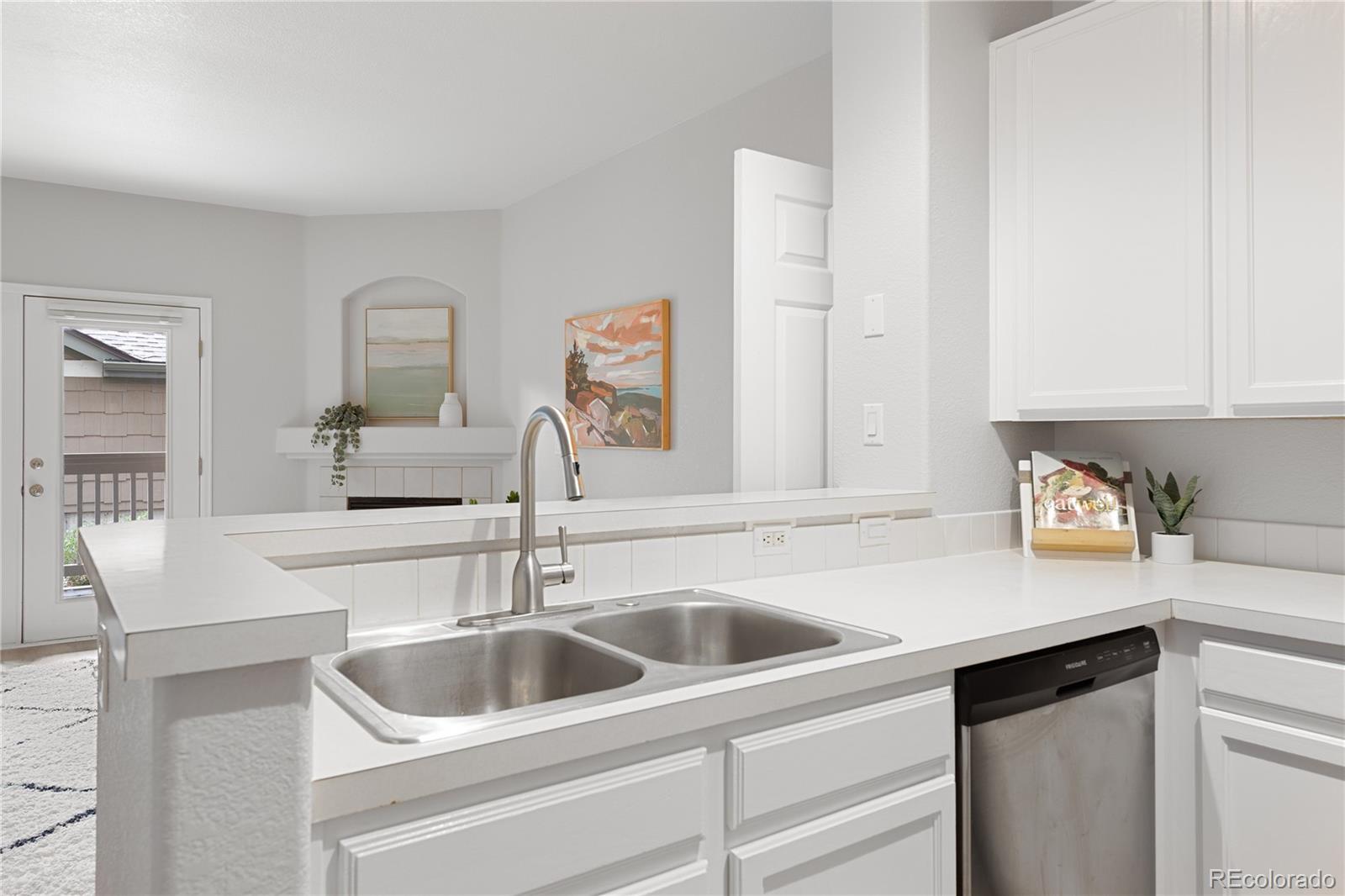 MLS Image #7 for 4385 s balsam street 5-104,littleton, Colorado