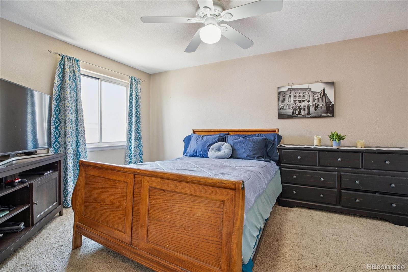 MLS Image #11 for 19061 e oxford drive,aurora, Colorado