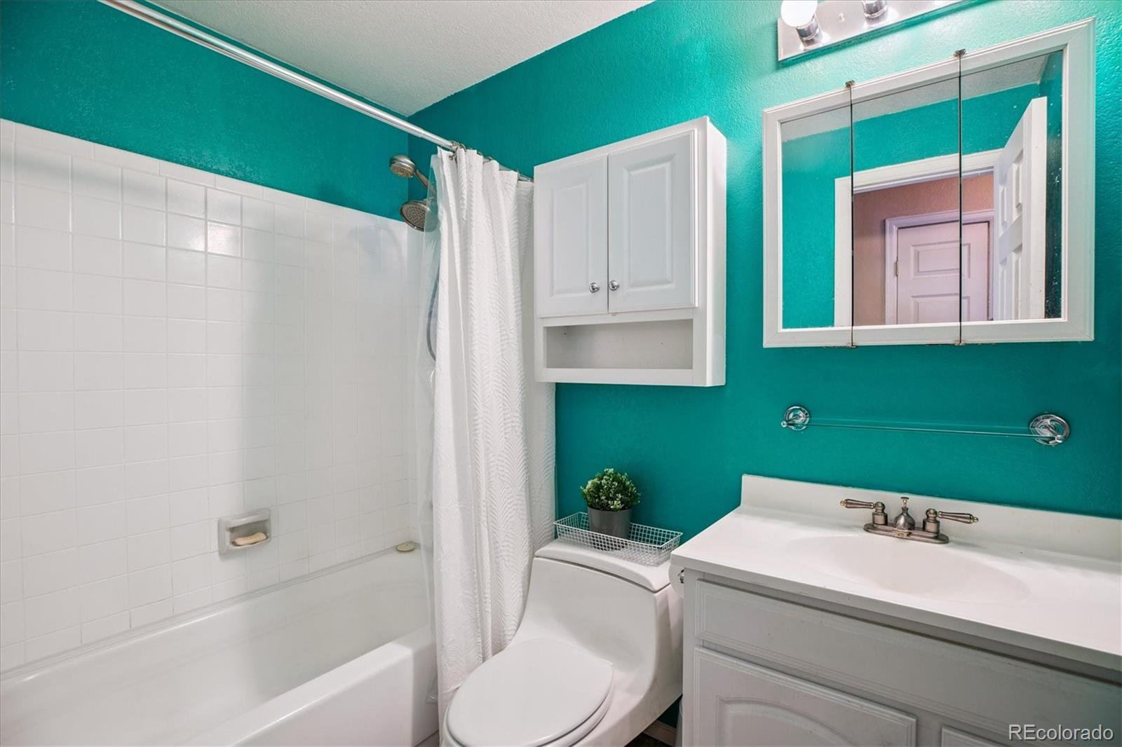 MLS Image #12 for 19061 e oxford drive,aurora, Colorado