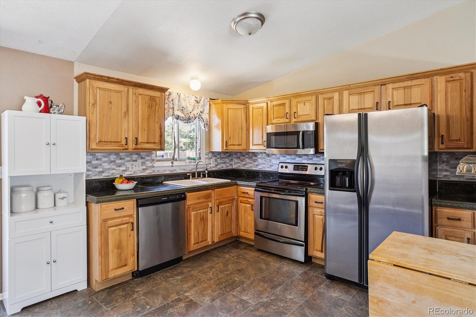 MLS Image #6 for 19061 e oxford drive,aurora, Colorado