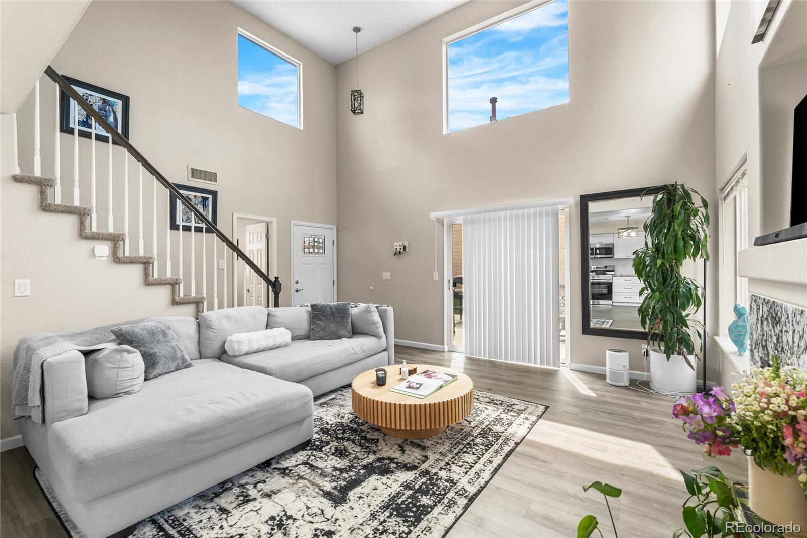 MLS Image #13 for 21535 e 39th avenue,denver, Colorado