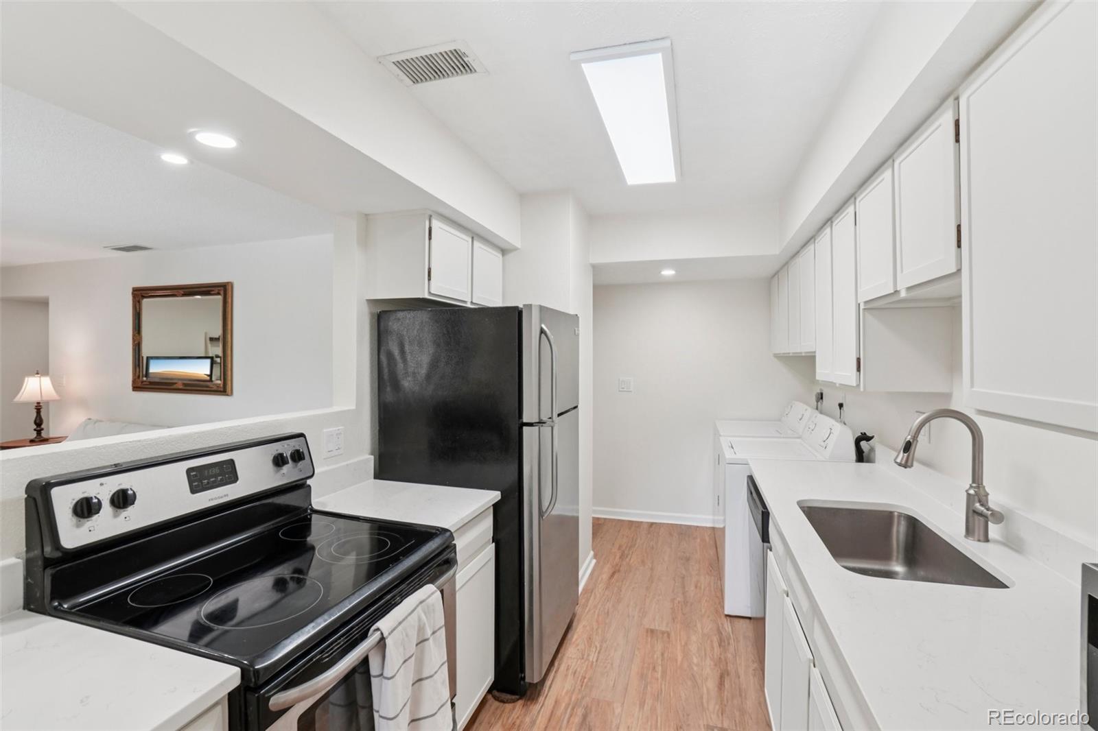 MLS Image #11 for 7305 s xenia circle e,centennial, Colorado