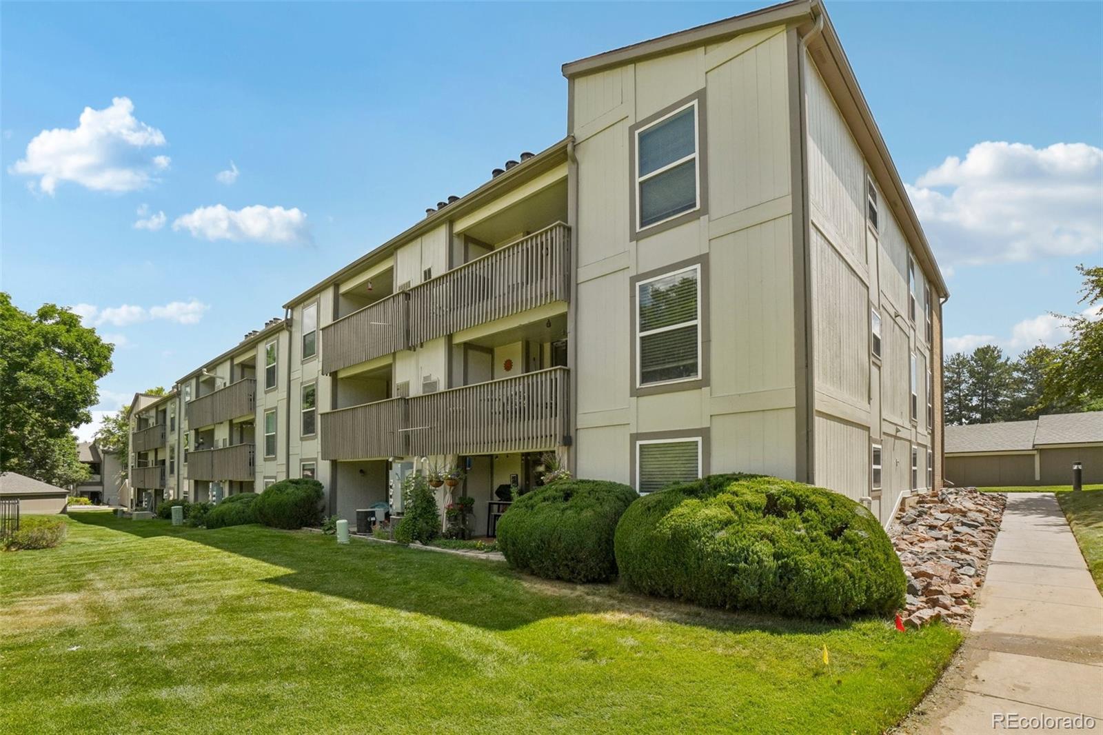 MLS Image #2 for 7305 s xenia circle e,centennial, Colorado