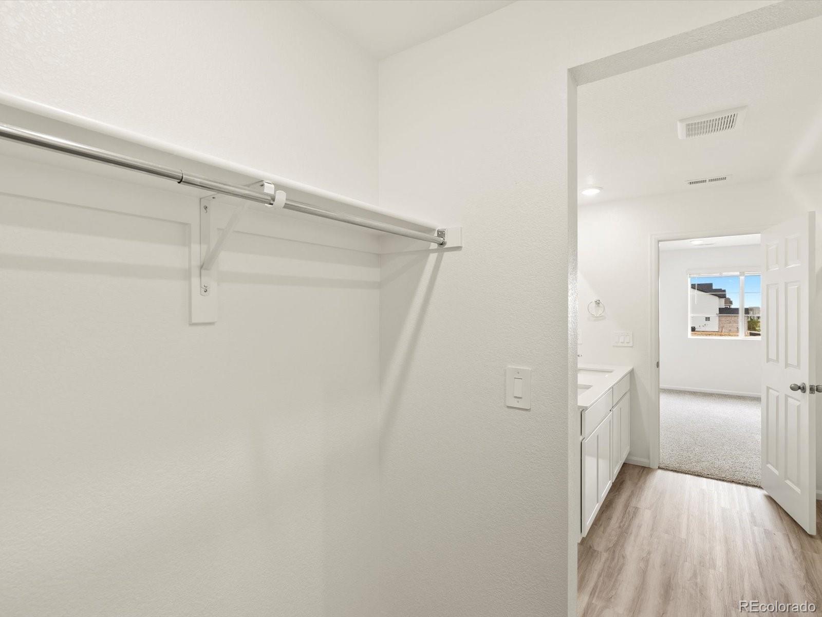 MLS Image #15 for 21074 e 65th drive,aurora, Colorado