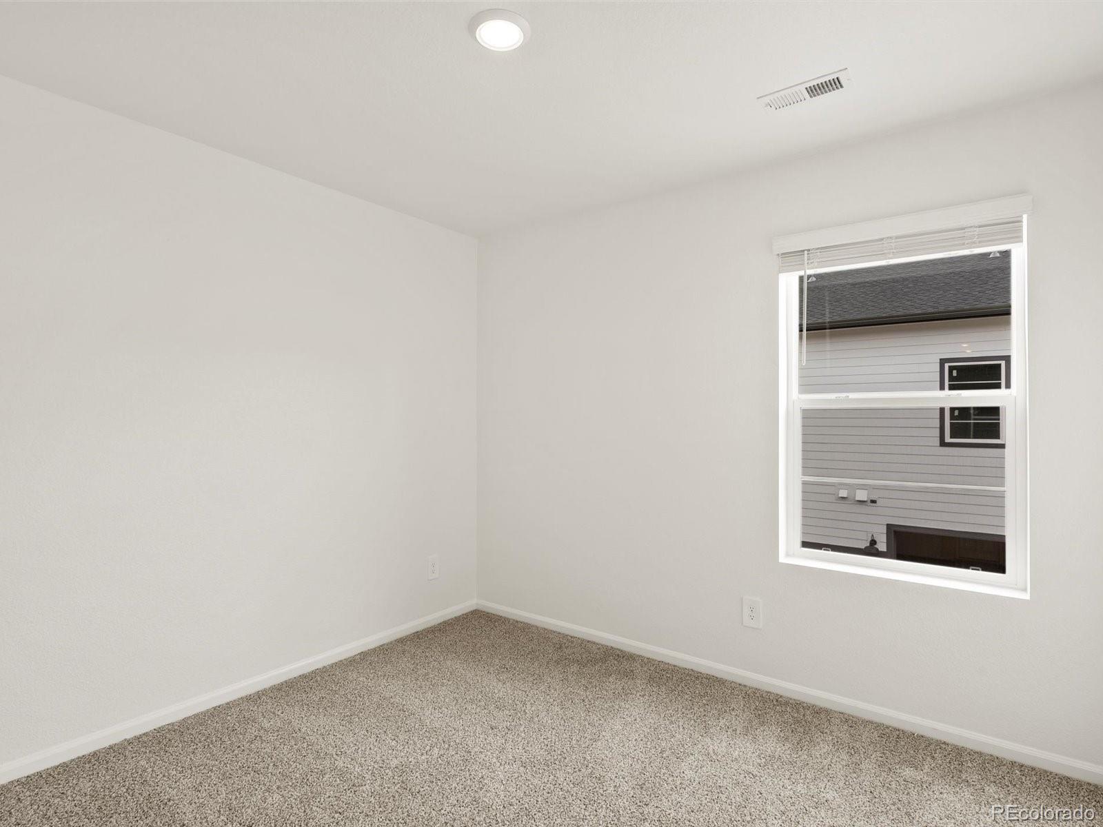 MLS Image #17 for 21074 e 65th drive,aurora, Colorado