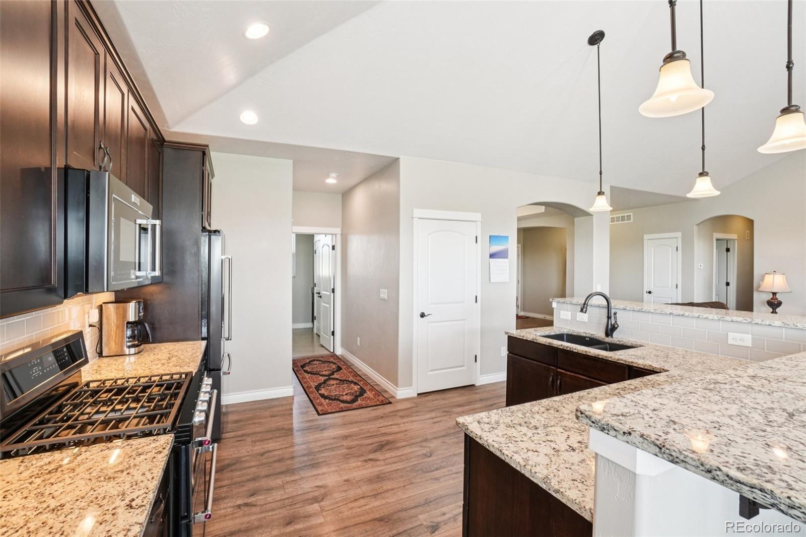 MLS Image #11 for 970  promontory circle,elizabeth, Colorado