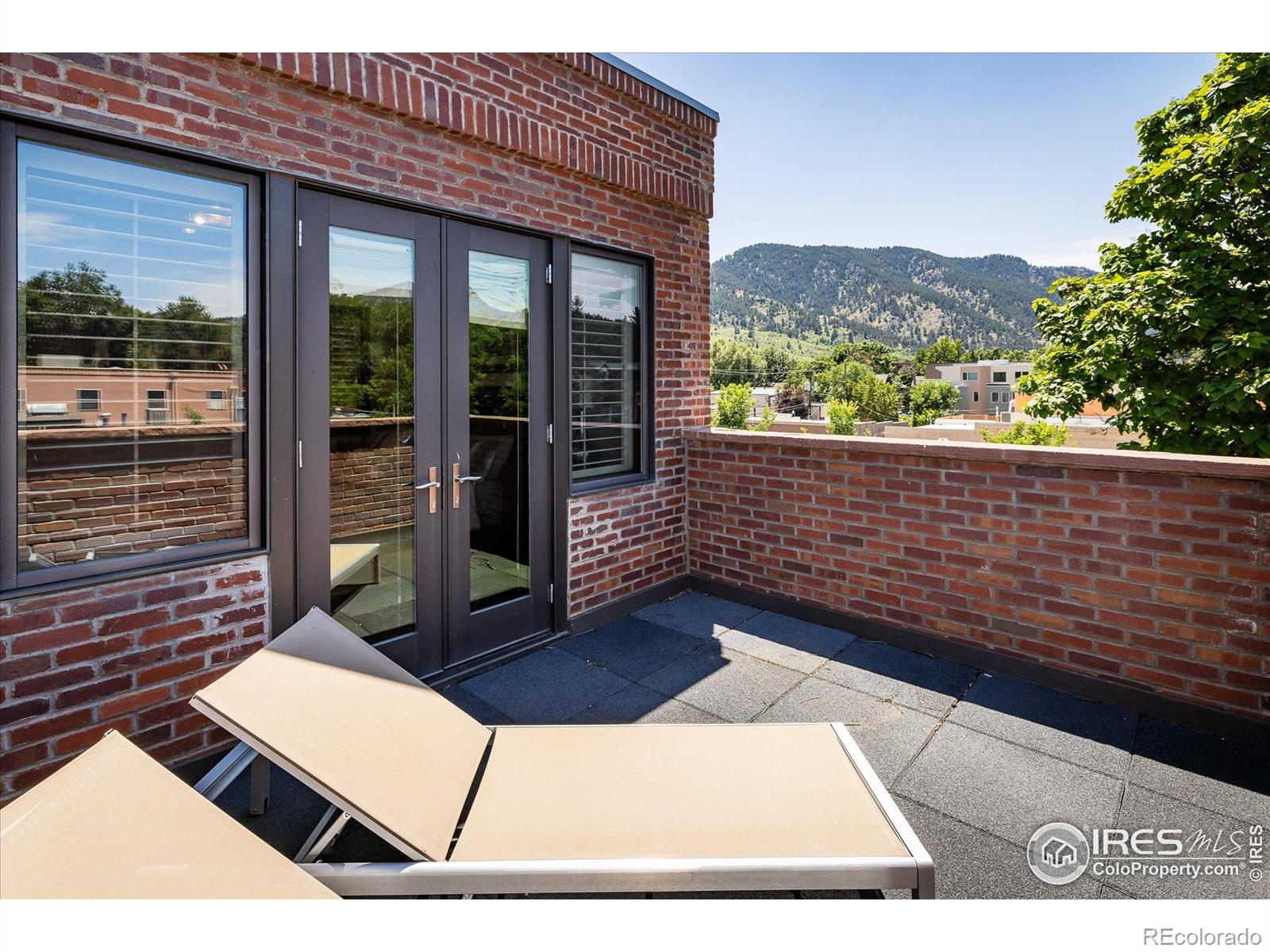 MLS Image #22 for 820  pearl street,boulder, Colorado