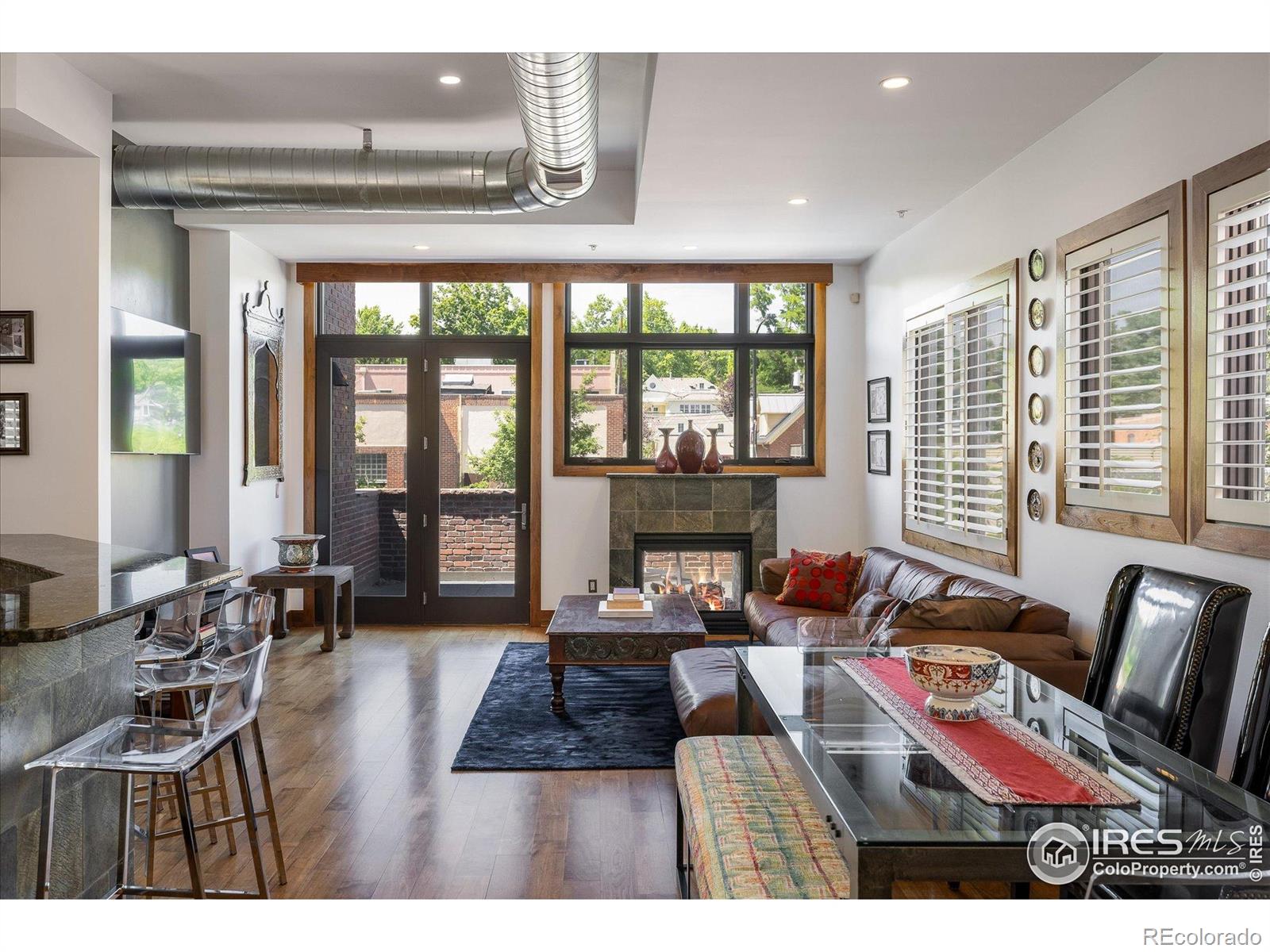 MLS Image #5 for 820  pearl street,boulder, Colorado