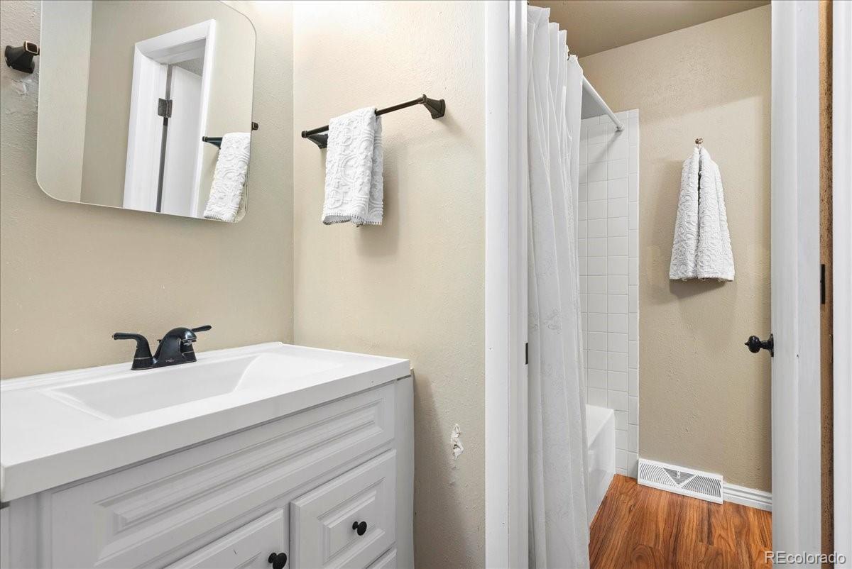 MLS Image #11 for 4351 s evanston court,aurora, Colorado