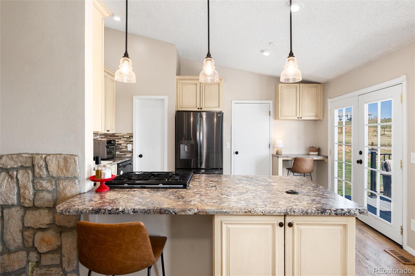 MLS Image #16 for 8804  lariat loop,elizabeth, Colorado
