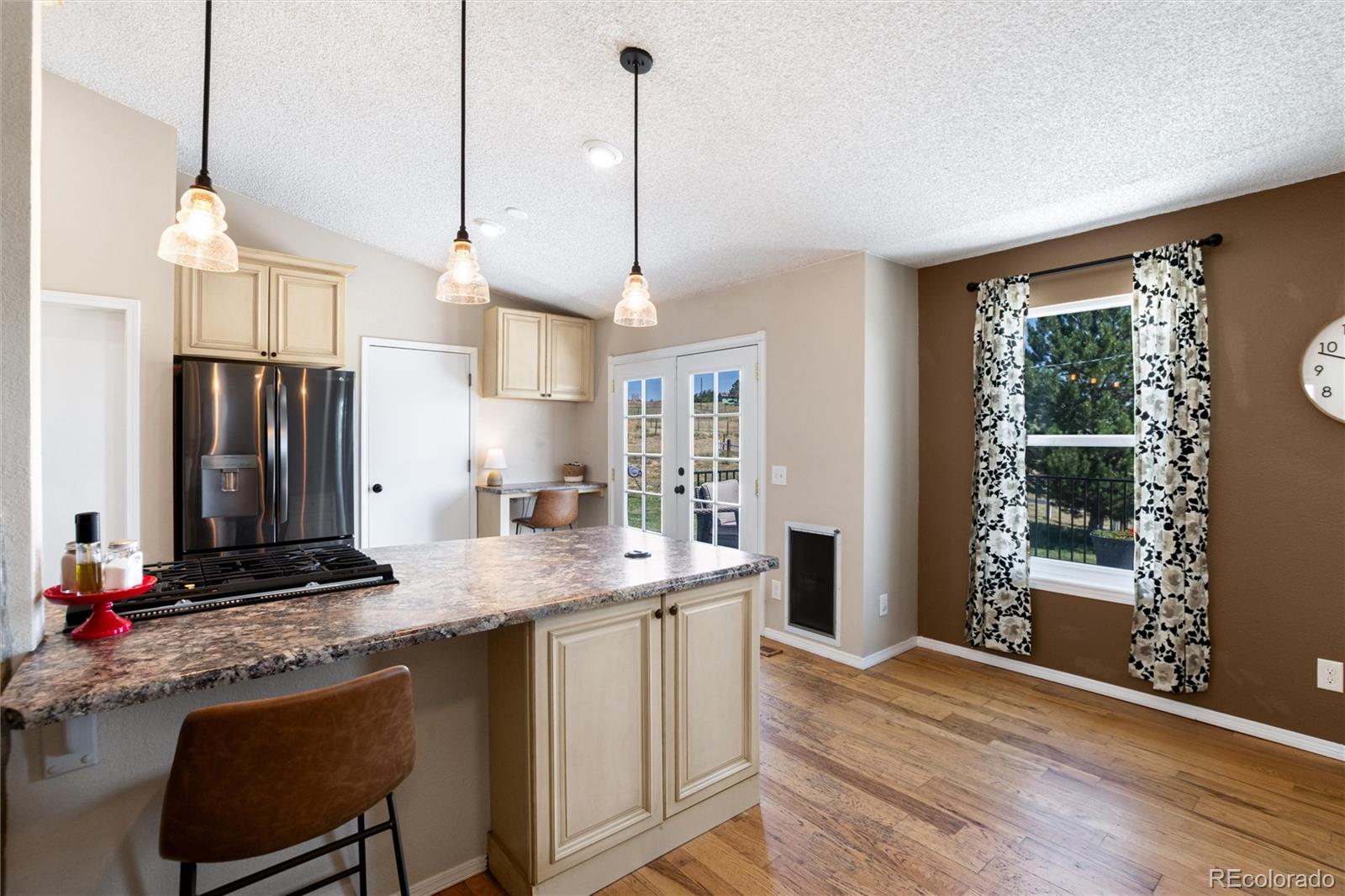 MLS Image #17 for 8804  lariat loop,elizabeth, Colorado